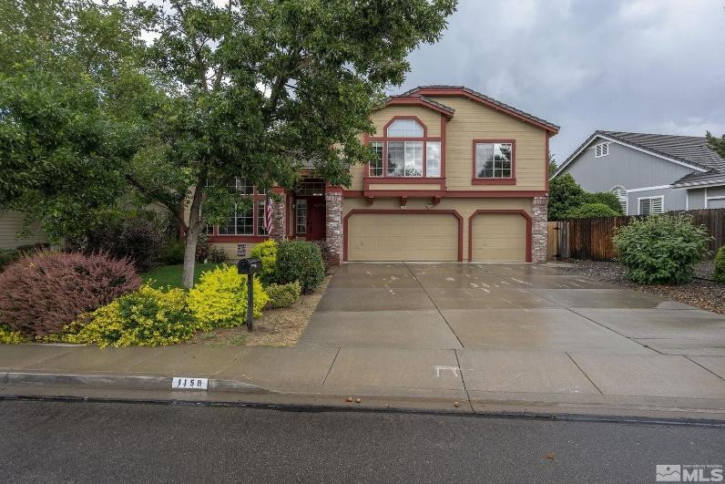 1158 Mayflower Dr.